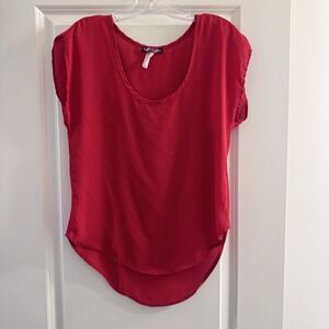 Body Central Red Cap Sleeve Blouse Small High Low Hem Scoop Neck Y2K Style